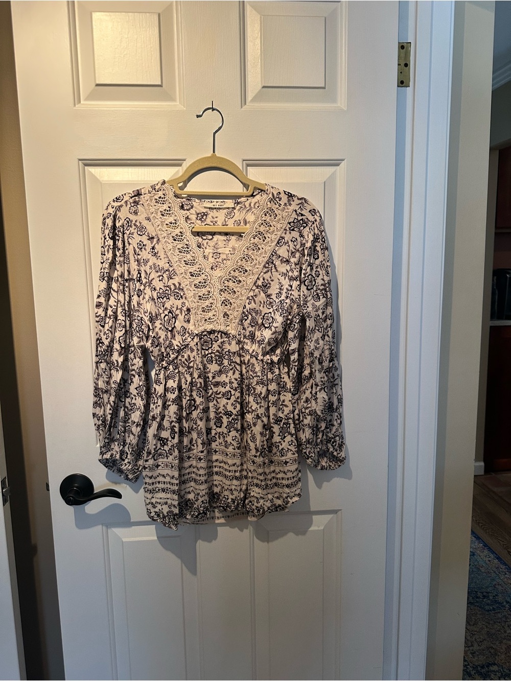 miami Cream and Black Lace-Trim Floral Peasant Tunic